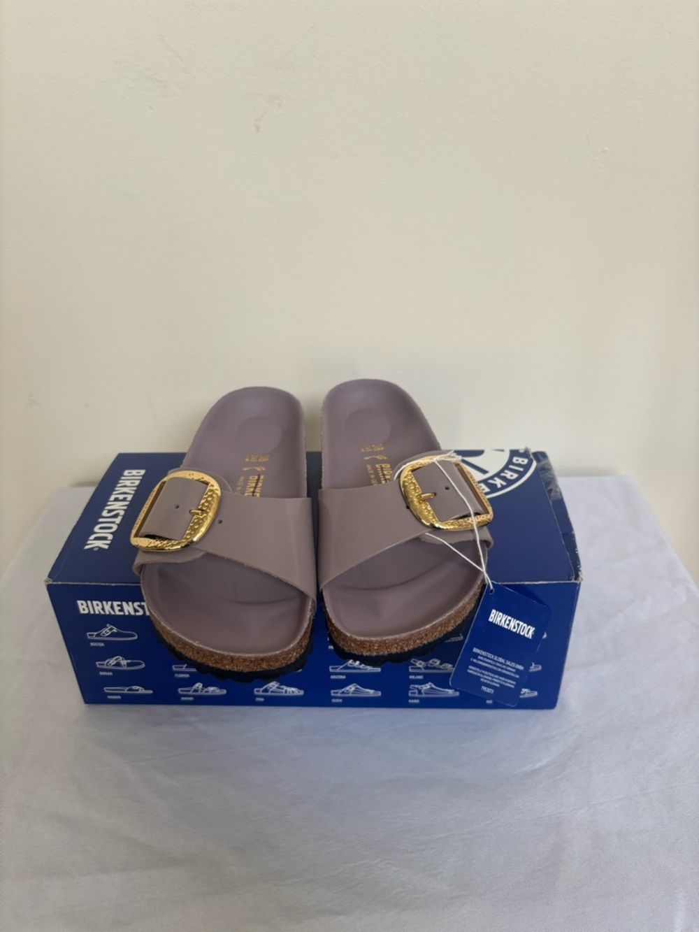 Birkenstock Madrid Hammered Big Buckle Sz 7 Eu 38 Narrow fit NWB Womens sandals